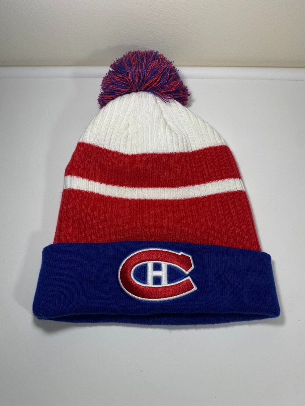 Montreal Canadiens Fanatics Pom Toque (Beanie) – NHL Rink Cuffed Knit